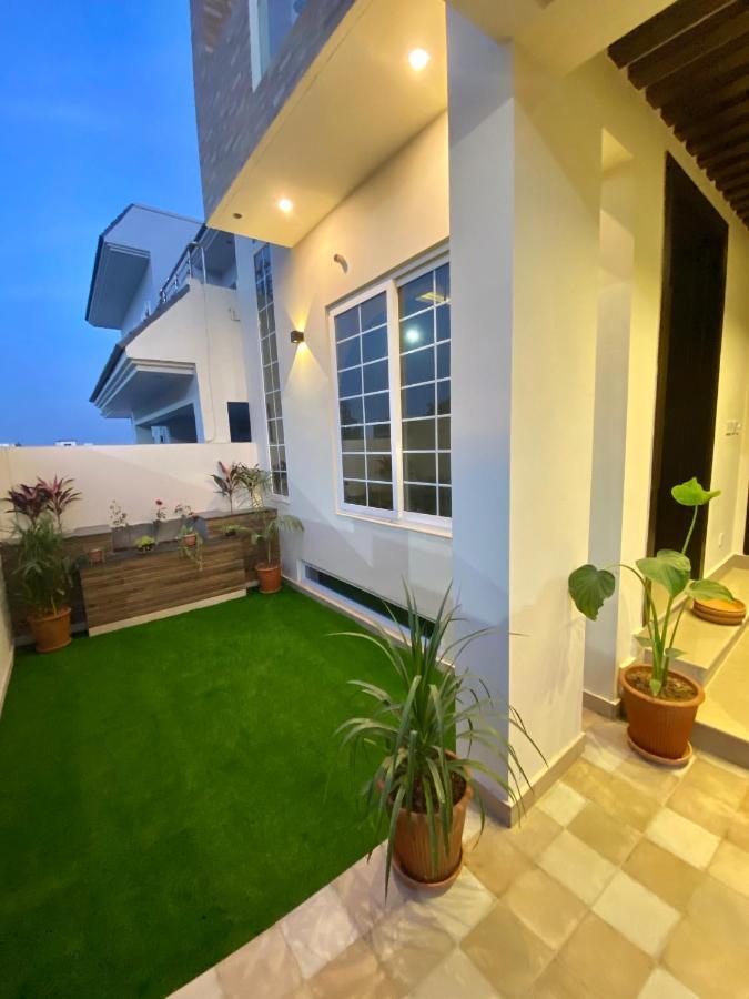 Continental Boutique House Bed & Breakfast Islamabad Exterior photo
